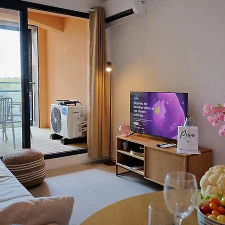 Les 5 Vents, T2 Piscine Et * Pianottoli-Caldarello (Corsica)
