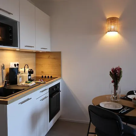 Les 5 Vents, T2 Piscine Et Apartment *